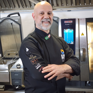 Chef Tec Nelson Rabello Filho, responsavel pela implantação do processo e da tecnologia da cozinha tradicional para 4.0
